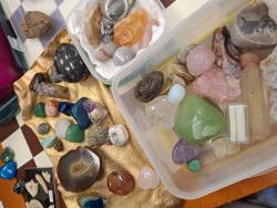 Poznáváme horniny a nerosty